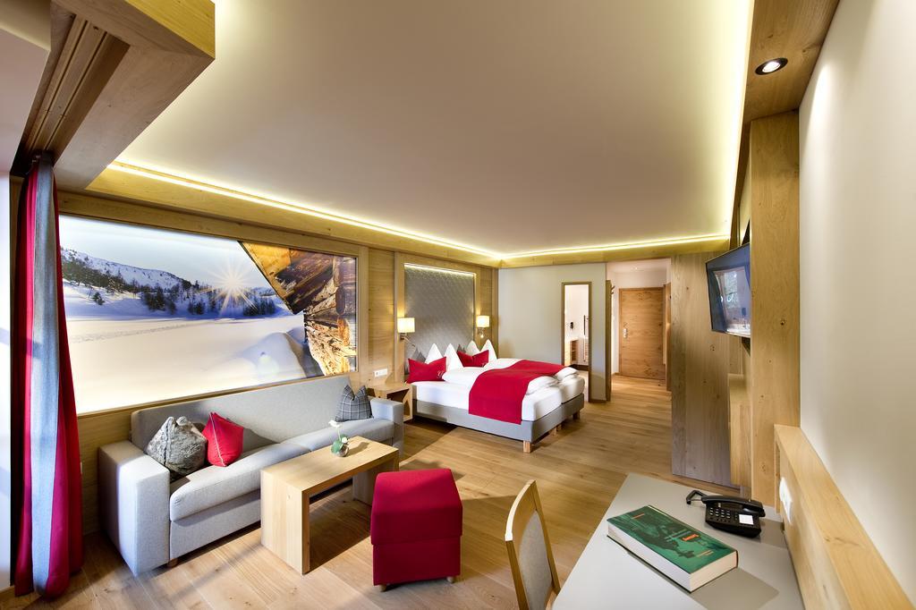 Hotel Gambswirt Tamsweg Buitenkant foto